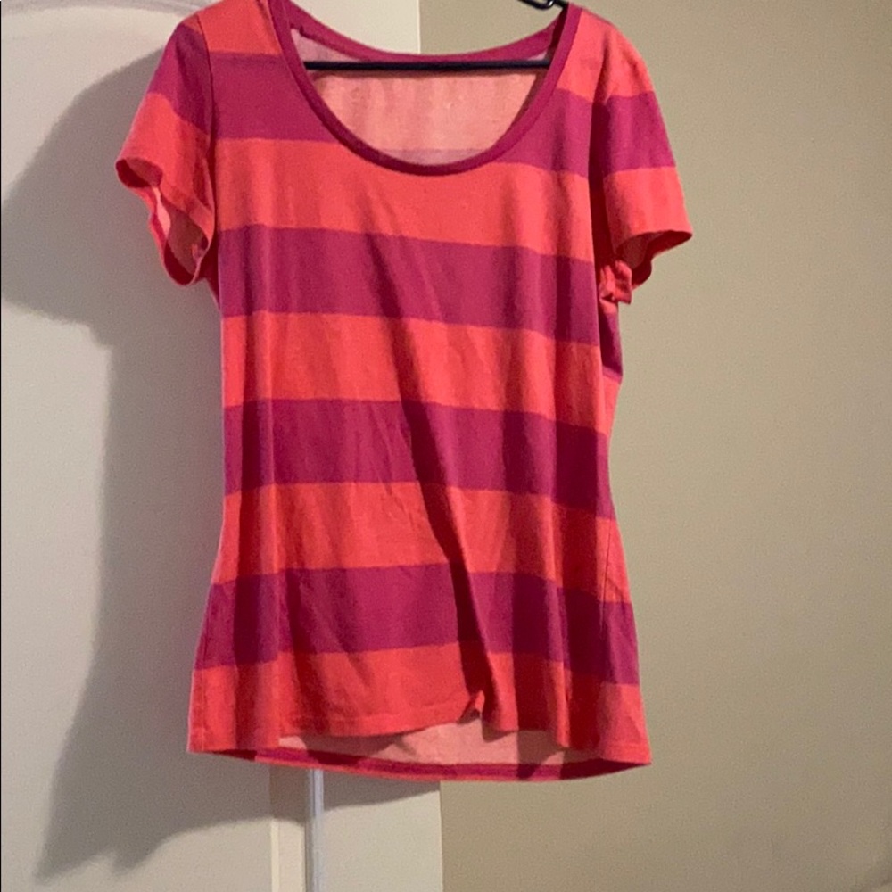 American eagle tshirt